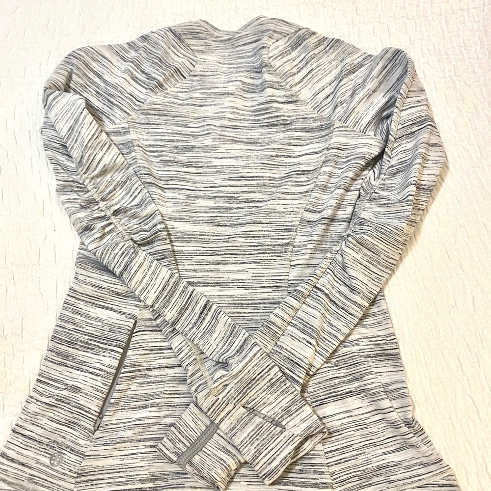 Lulu lemon long sleeve top